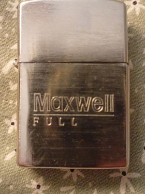 Διαφημιστικός αναπτήρας Maxwell σαν καινούργιο