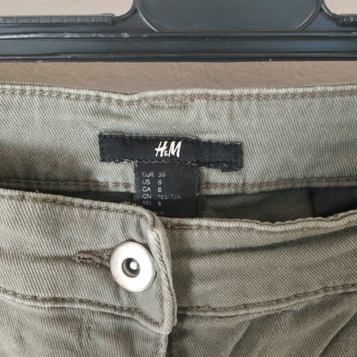 Khaki shorts 38 H&M flattering women's