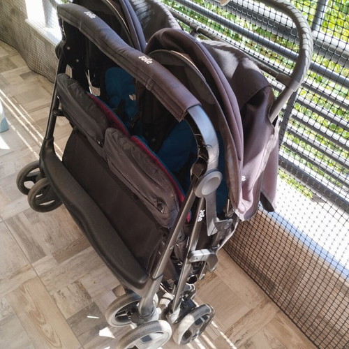 Joie Aire Twin Stroller used, lightweight aluminum frame