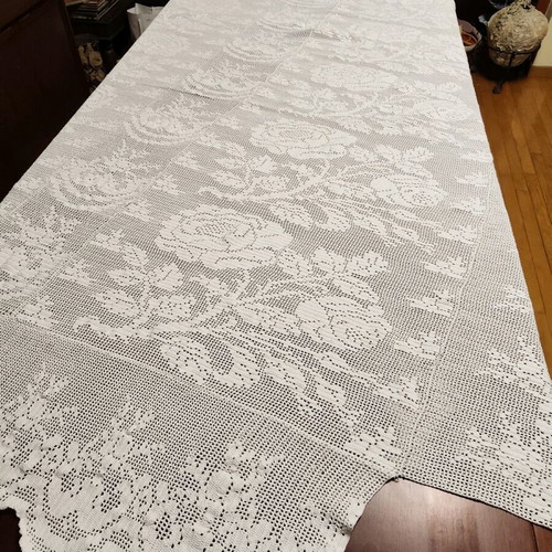 Handmade knitted blanket like new, dimensions 200x210