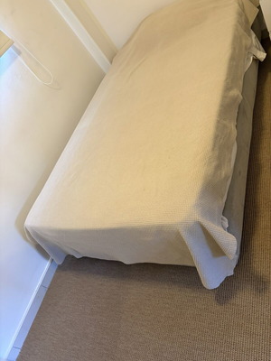 Media Strom semi-double bed and mattress like new, 1.20x2.00