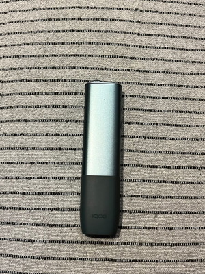 Iqos Iluma One blue device like new