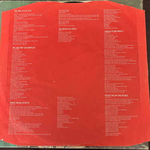 Queen News of the World vinyl LP album like new, classic rock
