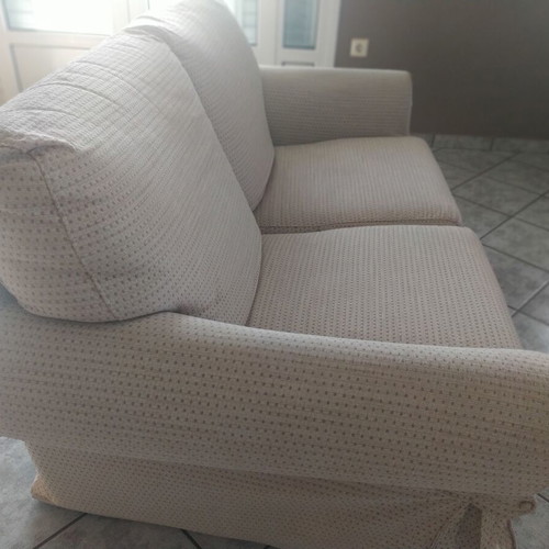 Two-seater sofa used, dimensions 155cmx60cm