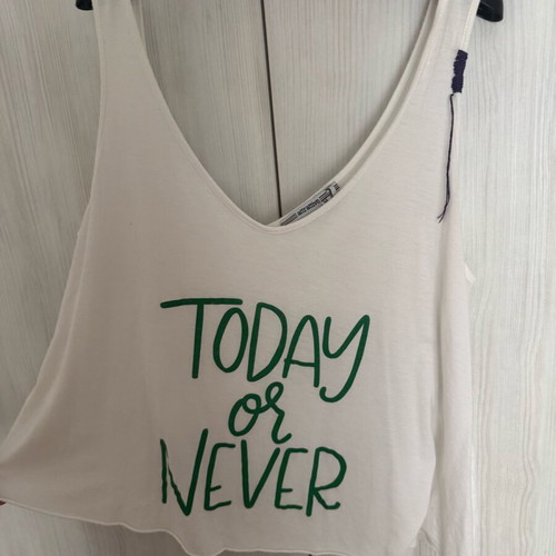 Attrattivo blouse with V neck one size new, white and green