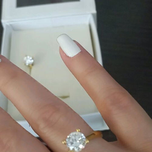 Ring set solitaire type with earrings gold color new