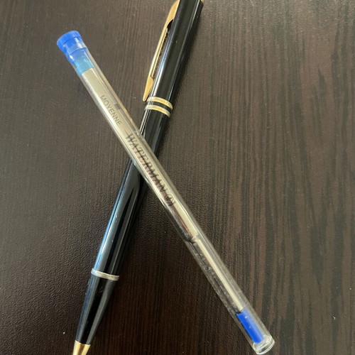 Waterman Executive Vintage Ballpoint Pen like new, black and gold trim