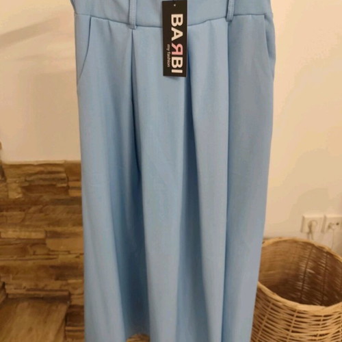 Turquoise skirt new with tag, one size, A-line