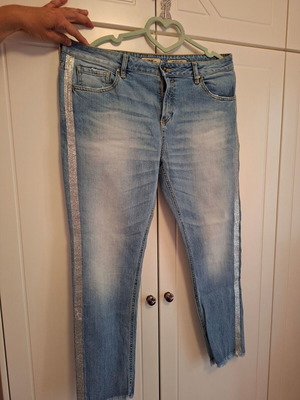 BSB jeans new, elastic slim fit, size 32, blue
