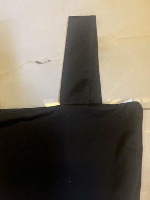 Black crop top minimal line, wide straps, square neckline, like new, size S