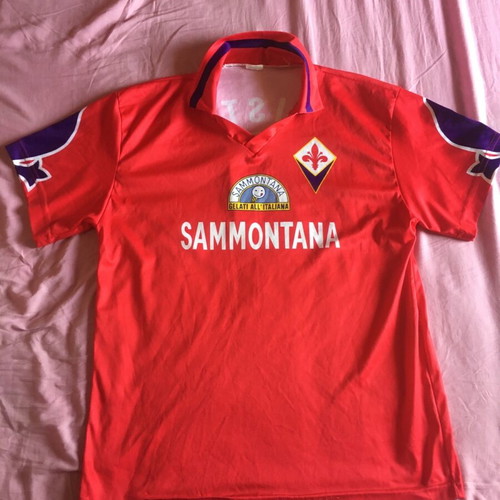 Batistuta 1996 jersey used, retro red design