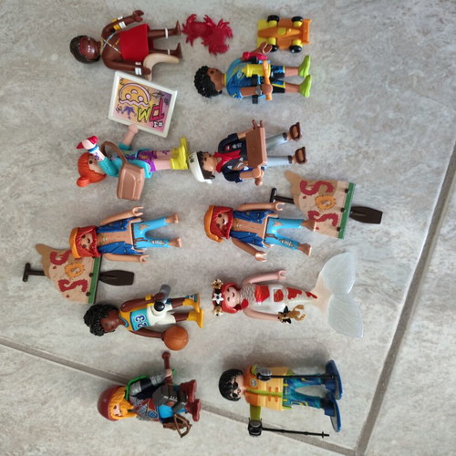 Playmobil figures like new, assorted set