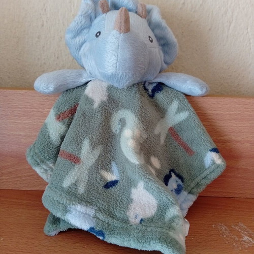Baby Comfort Cloth with Plush Dinosaur like new