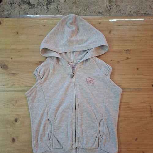 Benetton fleece hoodies for girl 4 years like new, black and grey, pack of 2