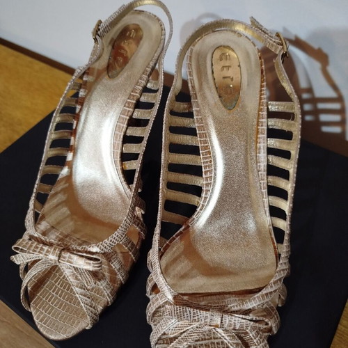 Etre shoes sandals used, beige snake pattern, size 40, 8cm heel