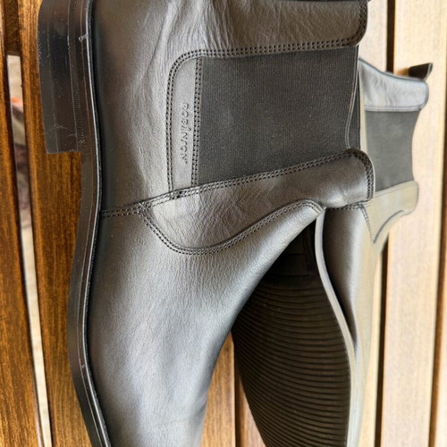 Robinson black leather Chelsea boots size 45 like new