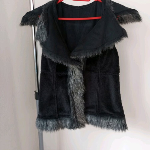 Black suede vest with eco gray black fur like new