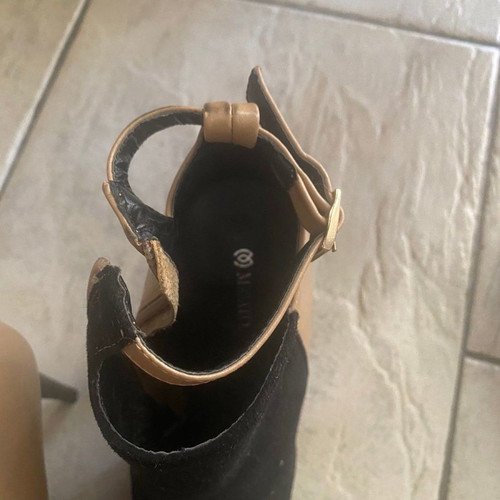 Migato ankle boots new, black suede with beige leather and strap