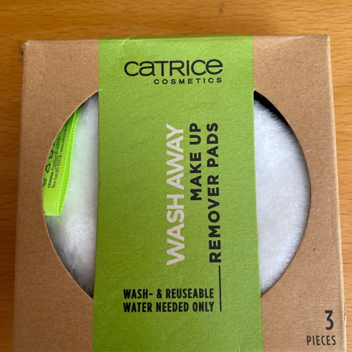Catrice reusable make up remover pads new, 2 pieces