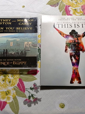 ΔΥΟ CD ΜΕ ΕΠΙΤΥΧΙΕΣ ΤΩΝ WHITNEY HOUSTON, MICHAEL JACKSON