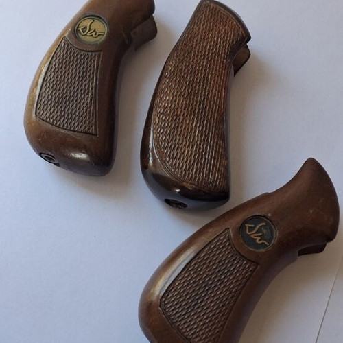 Dan Wesson wooden grips set of three used