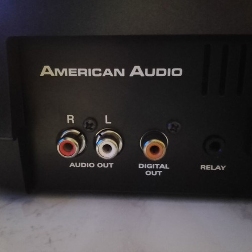 American Audio CDI 500 MP3 player like new