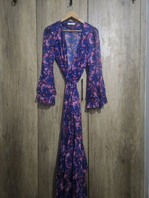 Trilogy dress multicolored like new