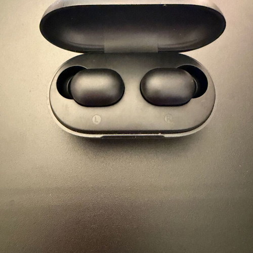 Haylou GT1 Pro wireless earbuds Bluetooth 5.0 like new with charging case