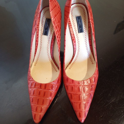Zara red pumps like new, size 37