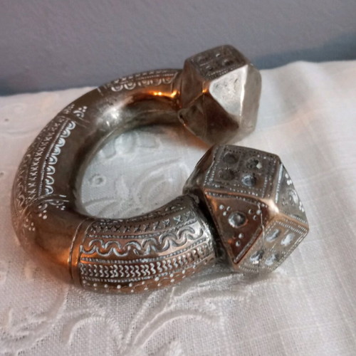 Pharmakero silver 500 bracelet used, large ethnic design