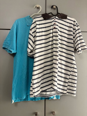 Set of 2 men's Polo T-shirts x-Large like new, blue and striped