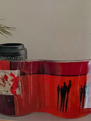 Fusion table decor glass in bordeaux and orange