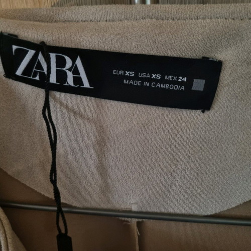 Zara boho suede coat like new with embroidered sleeves XS
