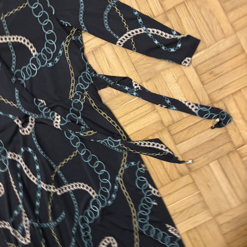 Batida satin dress with lining, new