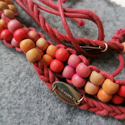 O Neil belt with beads used, orange shades