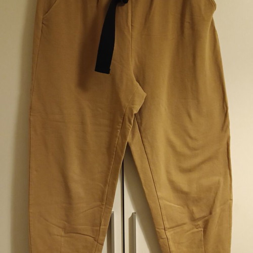 Women's wide brown pants size XL like new with black belt