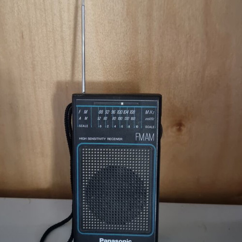 Panasonic vintage radio used, good condition and working