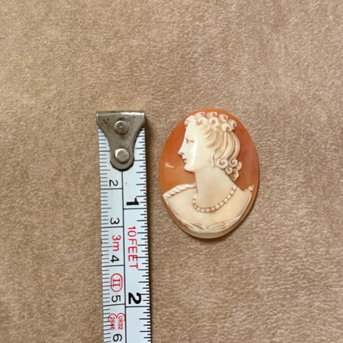 Old cameo with fantastic handwork like new