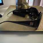 Givenchy sunglasses like new, black