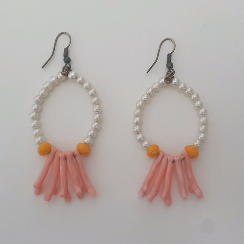 Earrings with faux pearls and coral like new