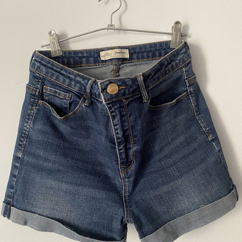 Stradivarius denim shorts like new, size M 38 10, blue