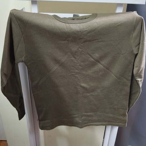 Set of 6 khaki blouses used, size 4 or XL, ideal for hunting