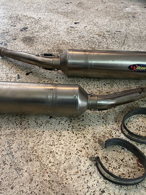 Akrapovic exhausts used for TDM 900 with minor damages