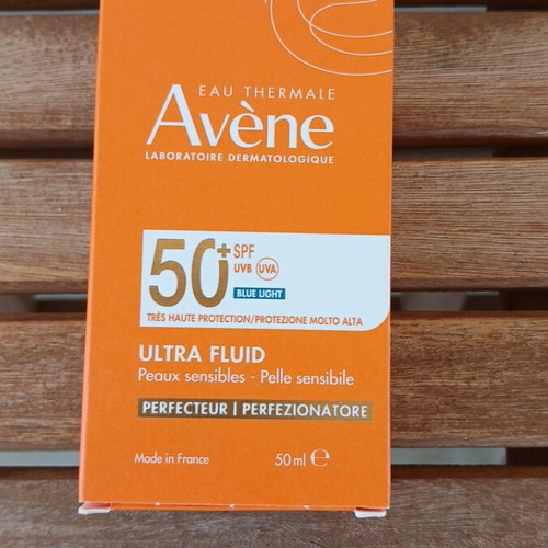 Avène Eau Thermale Ultra Fluid Perfecteur SPF 50+ face sunscreen new