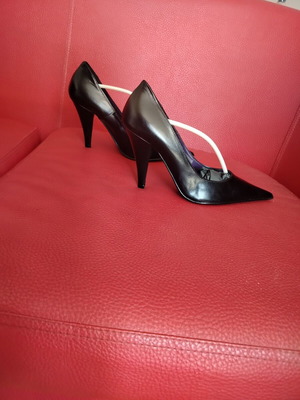 BSB black leather pumps size 38 new