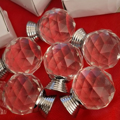 Cabinet knobs new, pack of 6 with screws