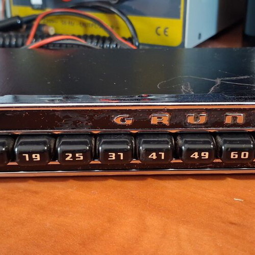 Grundig KW1000 shortwave converter used