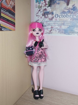 Κούκλα Draculaura Monster High G3 Buried Secrets wave 1 σαν καινούργιο