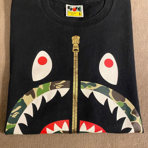 Ανδρική μπλούζα Bape small μεταχειρισμένη, μαύρη με zip gold shark