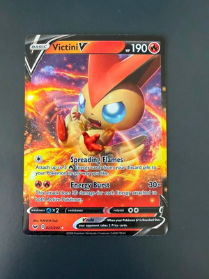 Victini V Pokemon TCG card, SW/SH Base Set 25